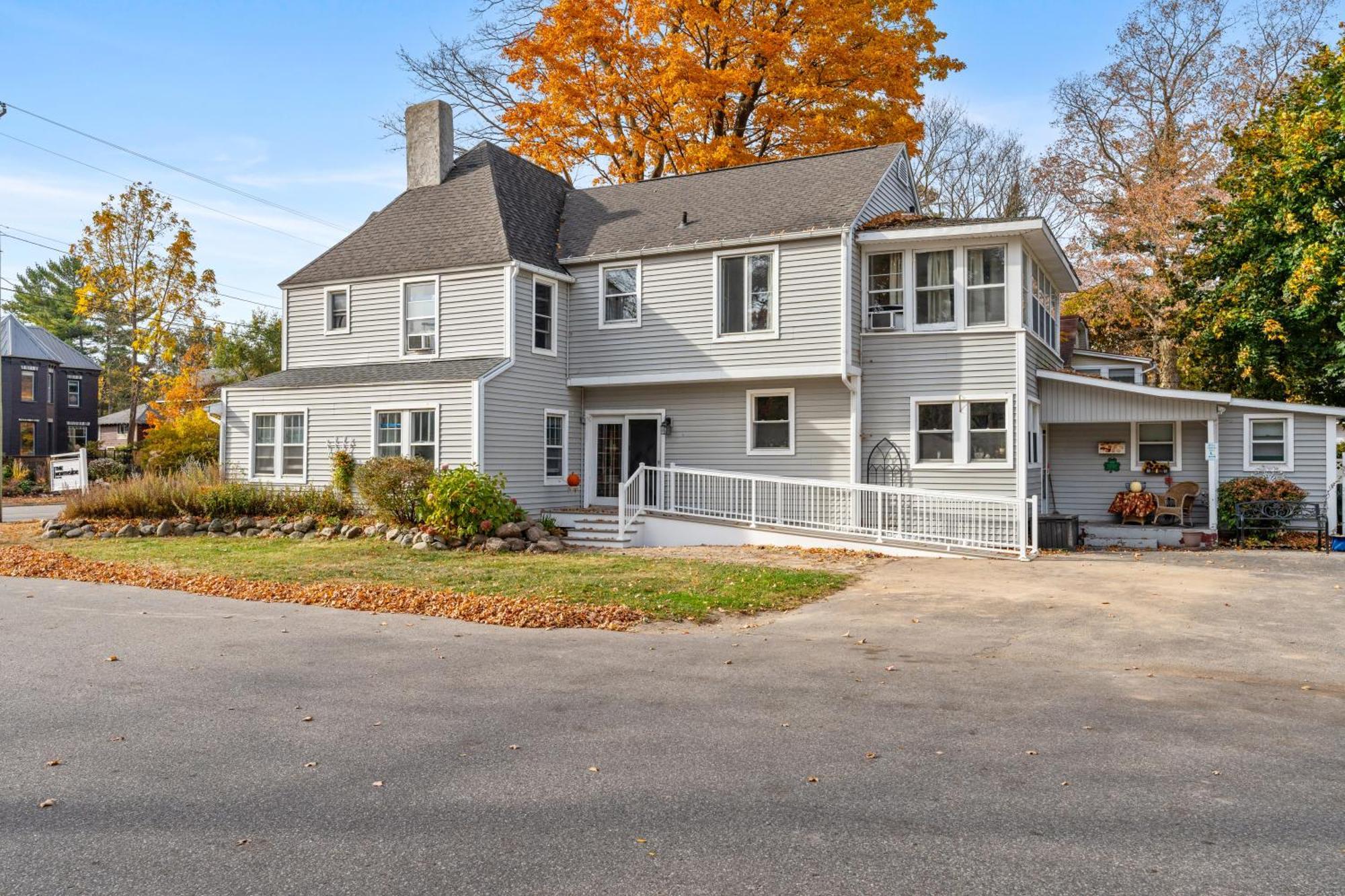 Charlevoix House - The Northside Bed & Breakfast Dış mekan fotoğraf